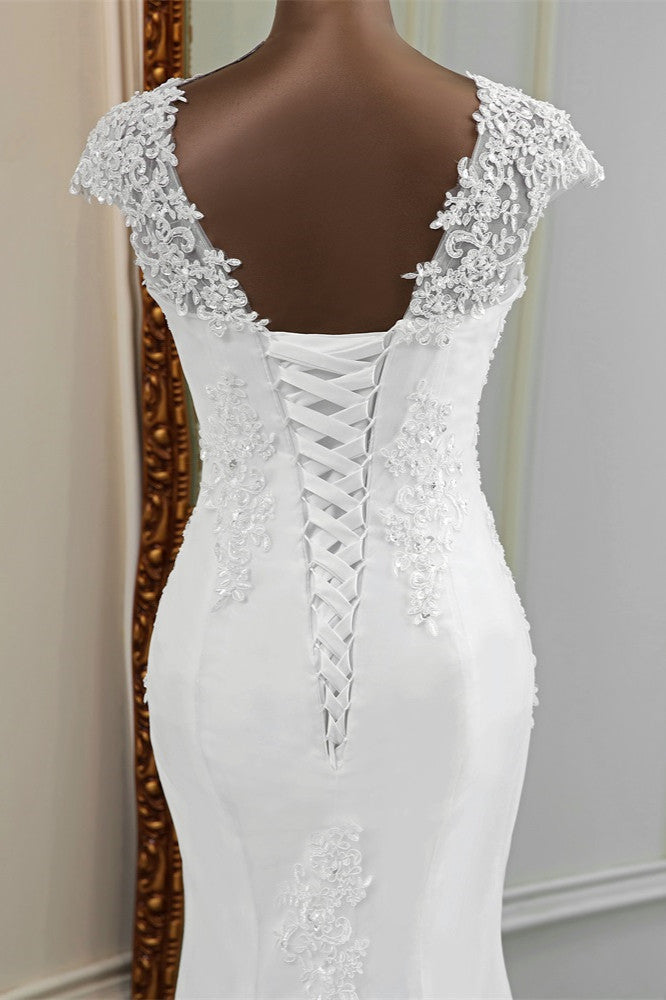 Luxury V-Neck Sleeveless White Lace Mermaid Wedding Dresses with Appliques (ZD17425)