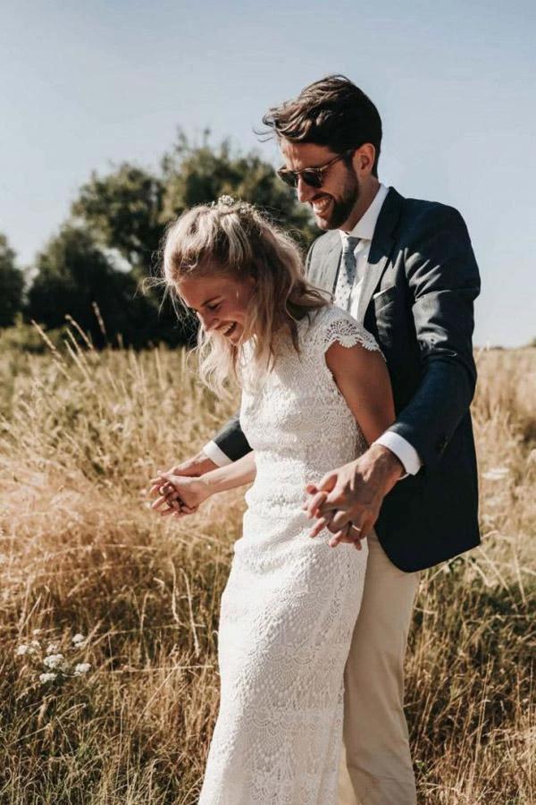 Mermaid Backless Lace Boho Cap Sleeve Bohemian Wedding Dress (ZD15323)