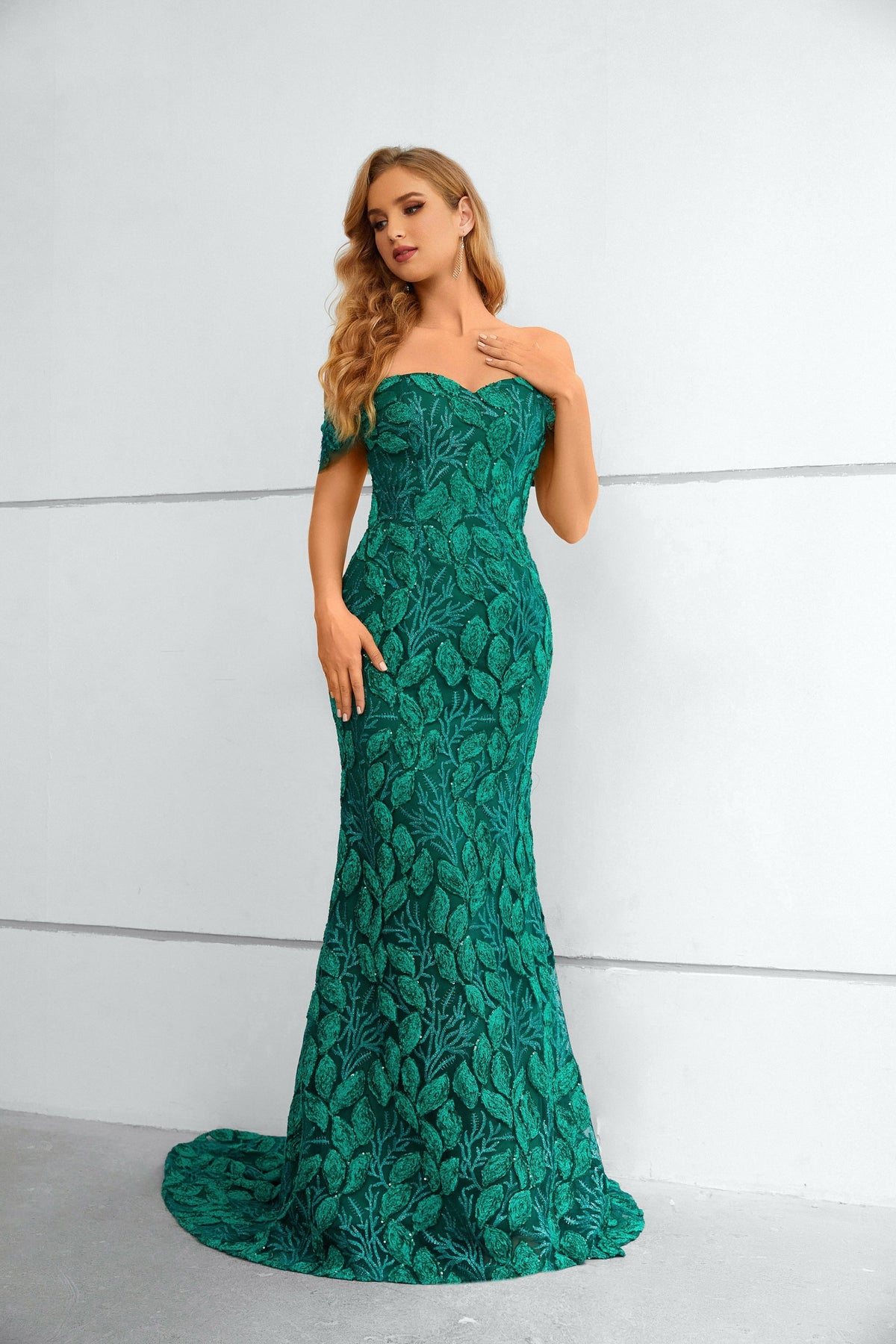 Mermaid Sweetheart Off-the-shoulder Floor-Length Sleeveless Backless Appliques Lace Prom Dress