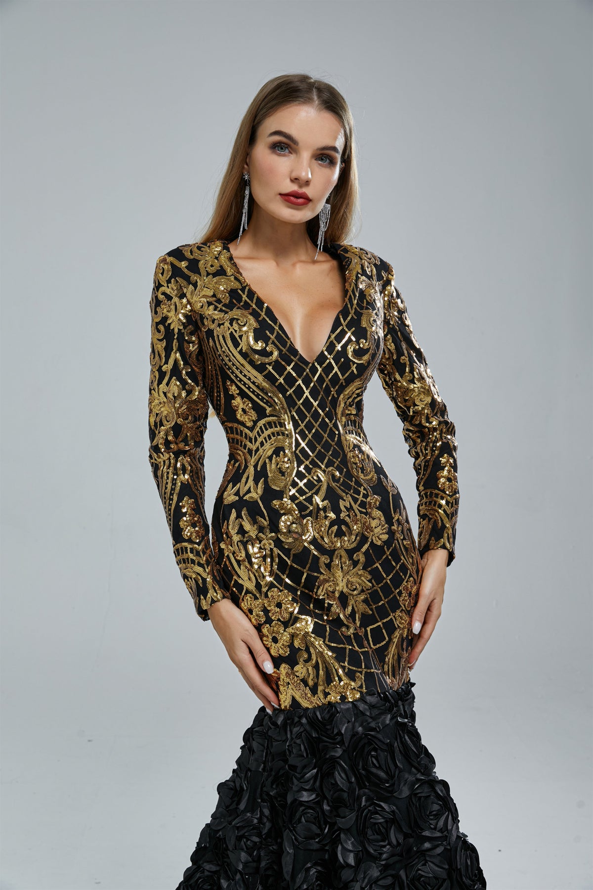 Mermaid V-Neck Long sleeves Floor-Length Backless Flower Sequined Beautiful Prom Dress