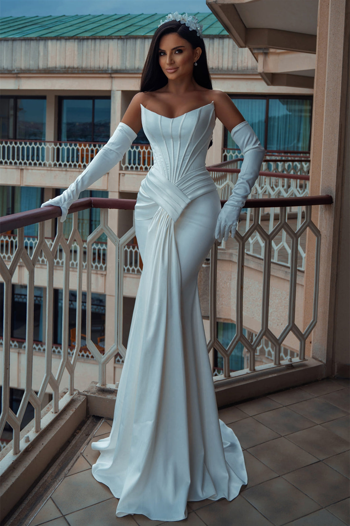 Mermaid V-Neck Strapless Floor-Length Sleeveless Open Back Prom Dress