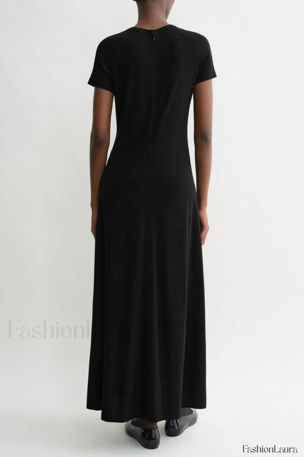 Minimalist A-Line Round Neck Short Sleeve Work Dress