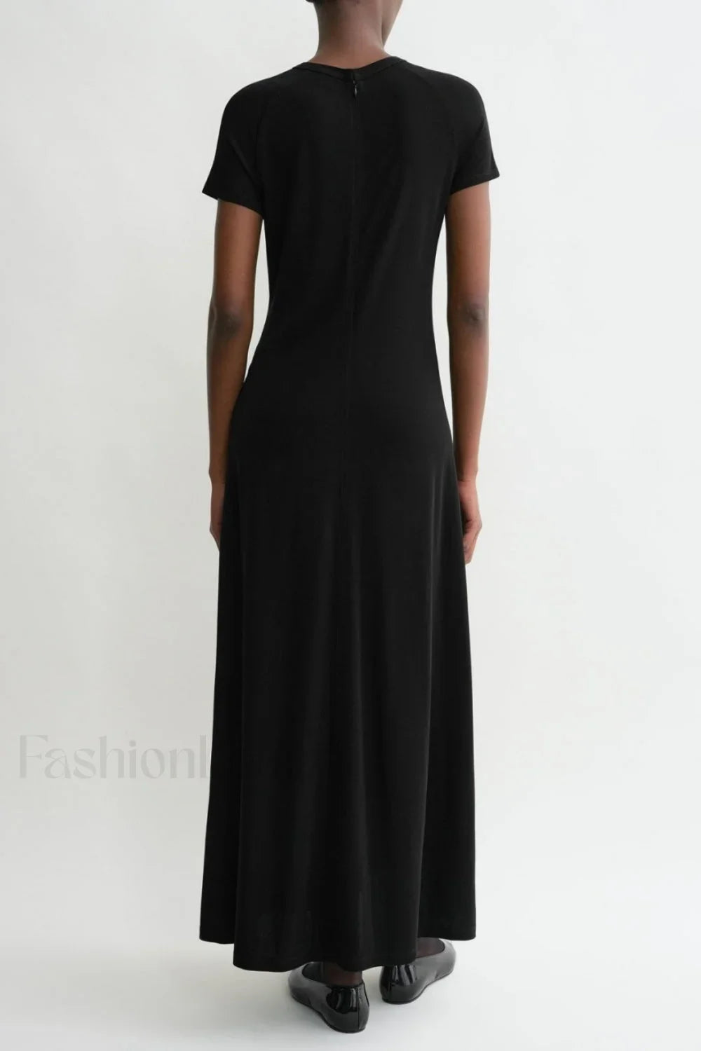 Minimalist A-Line Round Neck Short Sleeve Work Dress