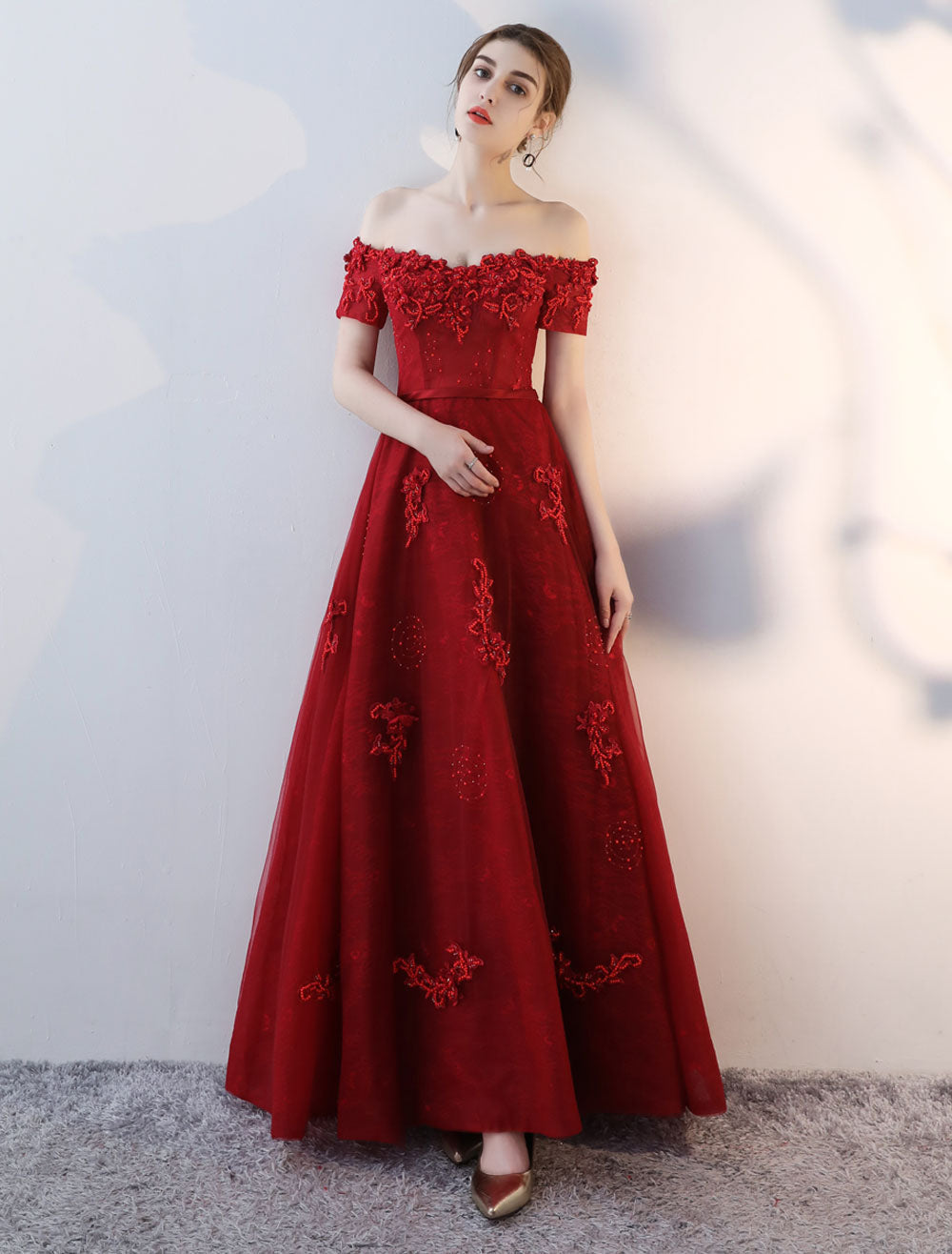 Modern Evening Dresses Long Burgundy Off-the-Shoulder evening dress Lace Applique Heavy Beading Sash Floor-Length Formal Evening Dress
