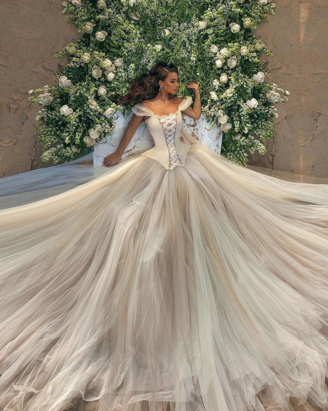 Modern Long A-line Off-the-shoulder Sleeveless Tulle Corset Wedding Dress (ZD14808)