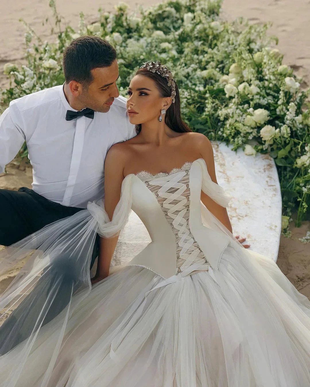 Modern Long A-line Off-the-shoulder Sleeveless Tulle Corset Wedding Dress (ZD14808)