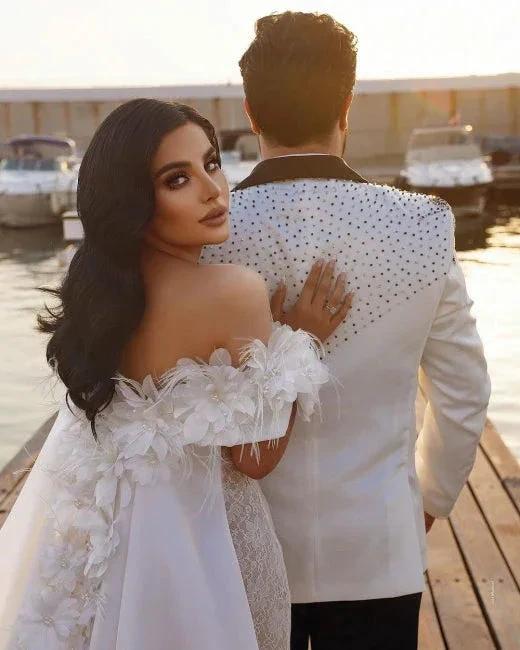 Modern Off-the-shoulder Mermaid Wedding Dresses with Lace (ZD13791)