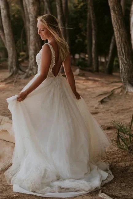 Modest Straps Sleeveless Column Floor-Length Tulle Wedding Dresses with Appliques (ZD14654)