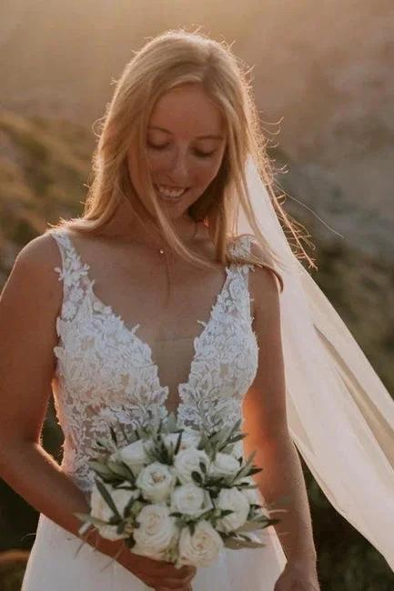 Modest Straps Sleeveless Column Floor-Length Tulle Wedding Dresses with Appliques (ZD14654)