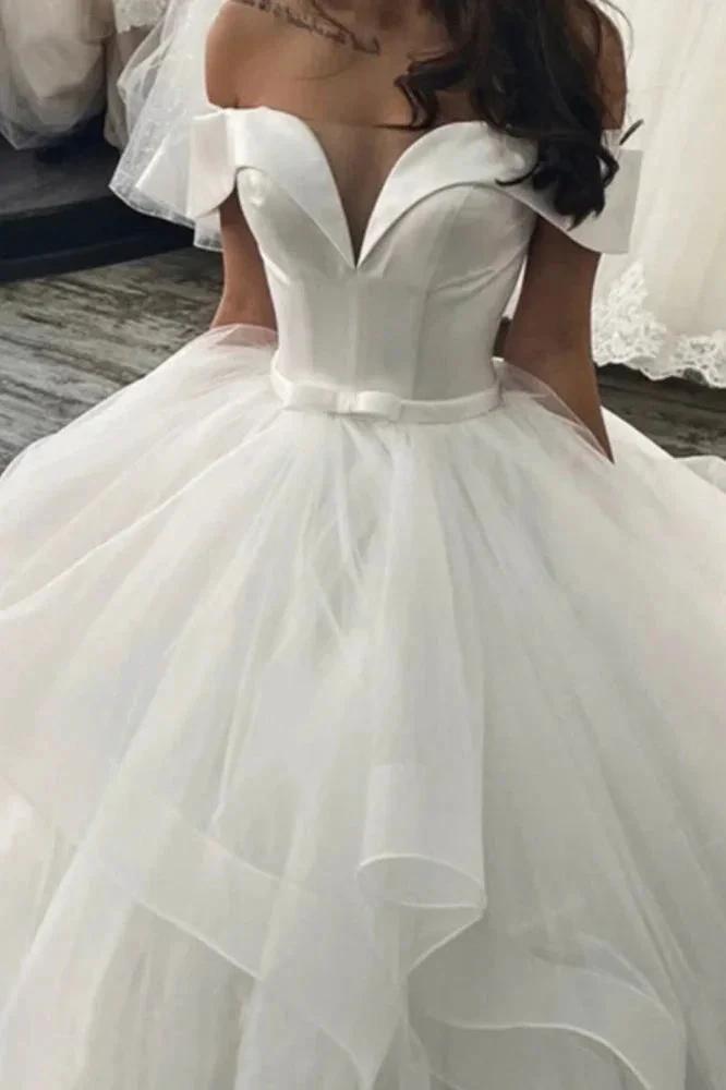 New Arrival Off-the-Shoulder Princess Puffy Layers Wedding Dress (ZD13832)