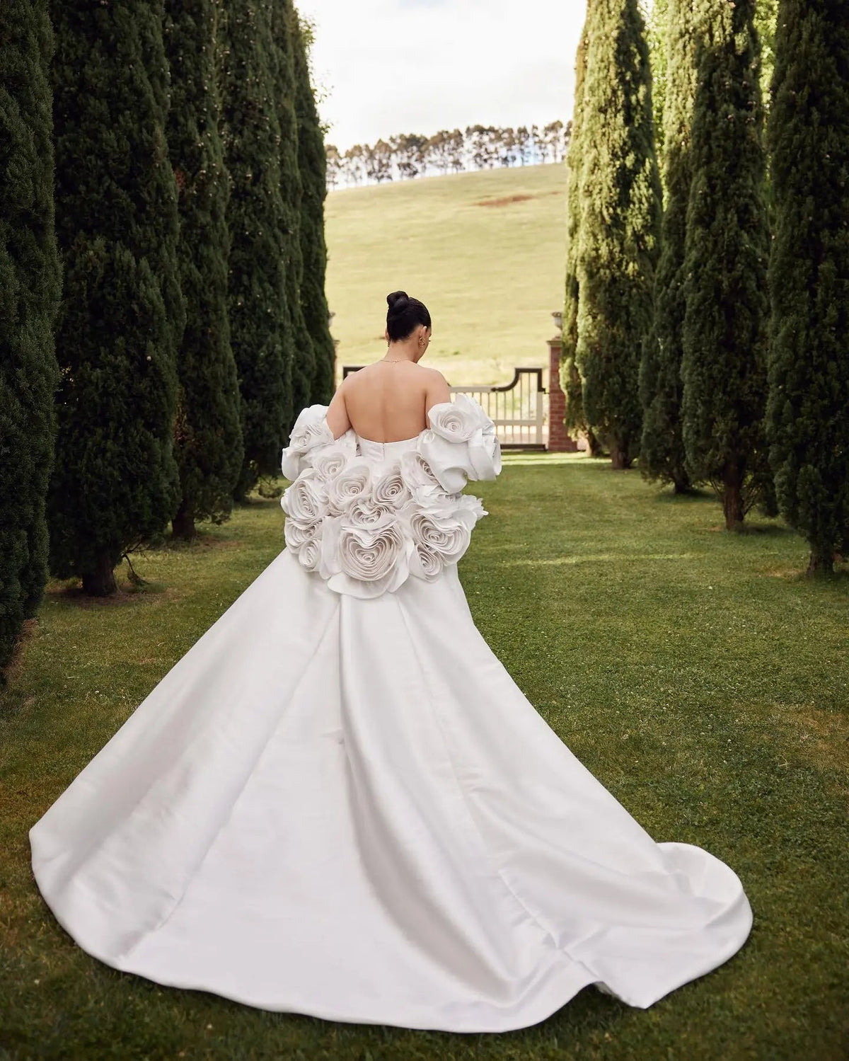 Ivory Satin Mermaid Wedding Dress 3D Giant Rose Floral With Veil ZP034