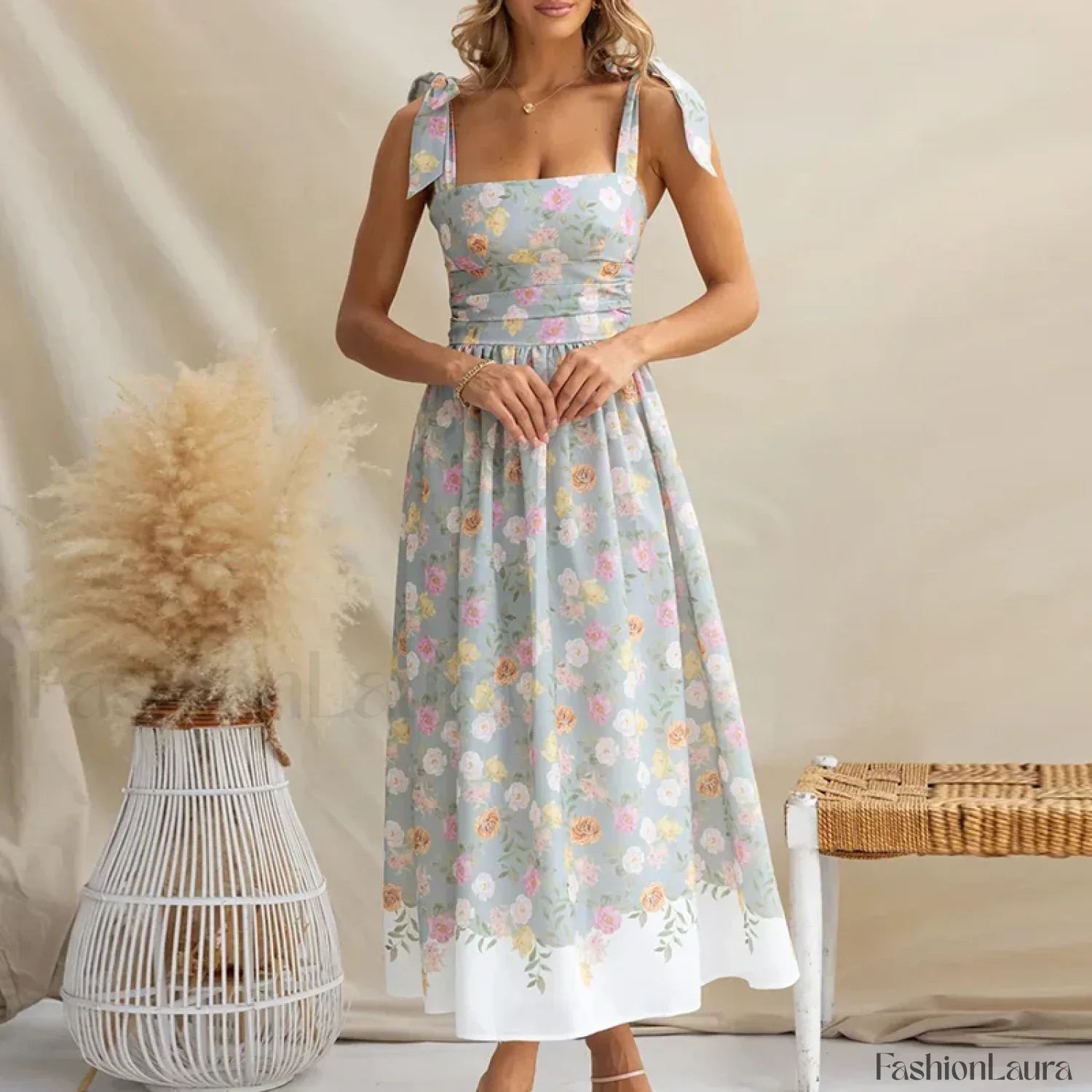 Tailored Dress Inspired by Contemporary Streetwear Fashion 6