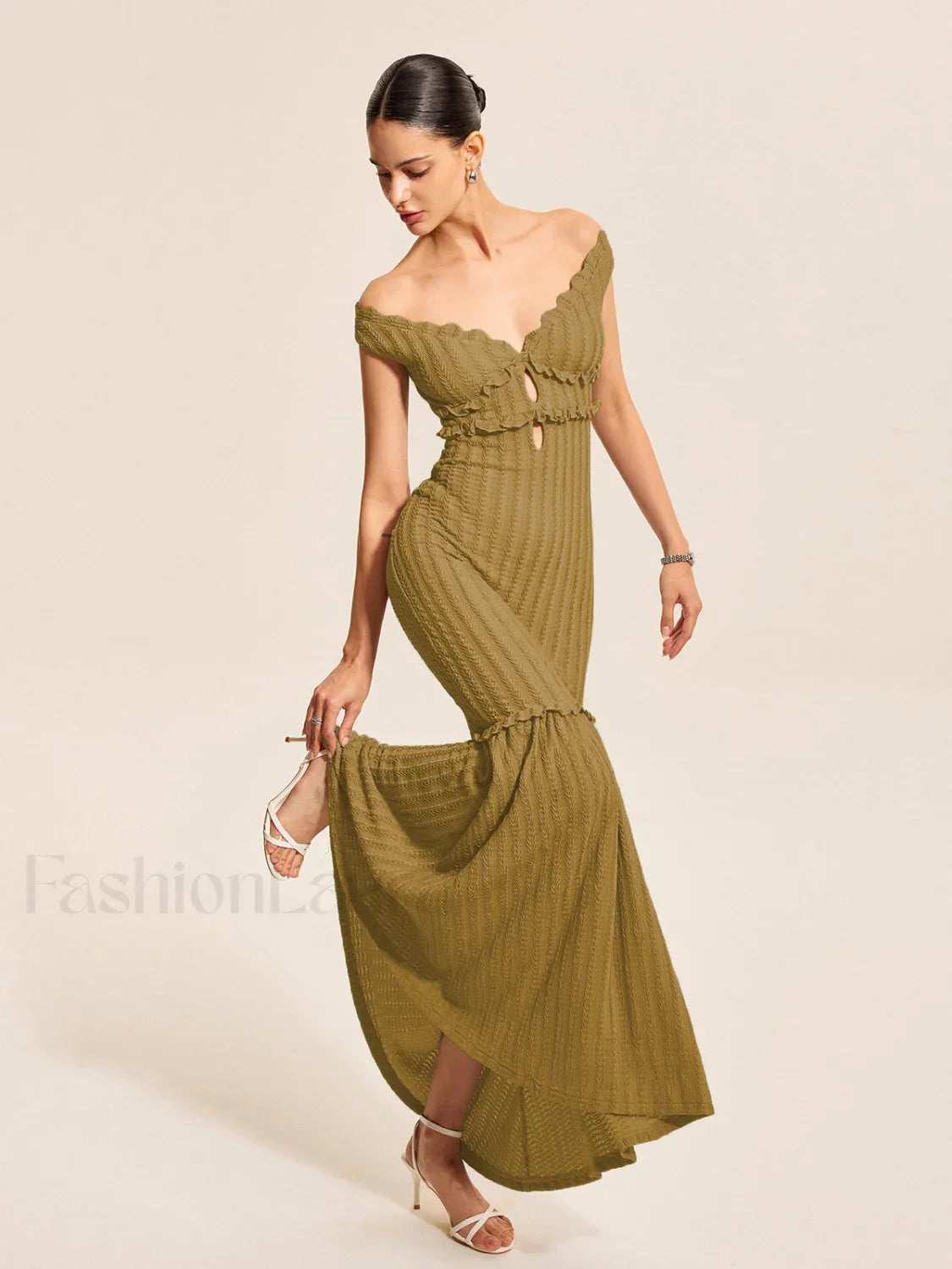 Cpcomense250803 002 Modern Dress for Modern Casual Wear