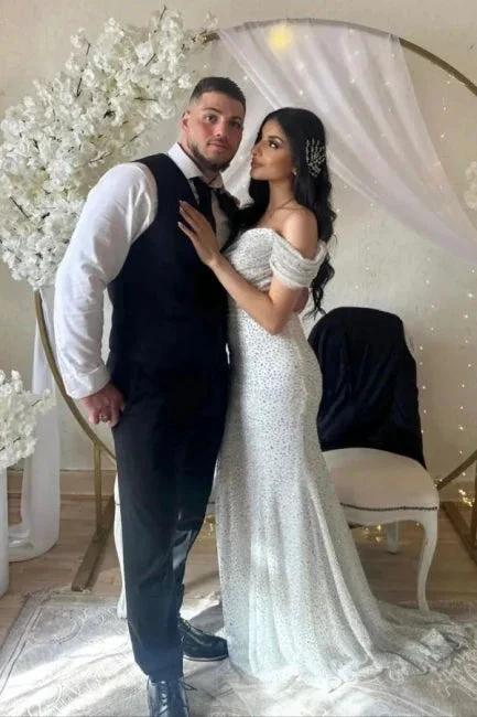 Off the Shoulder Chapel Sequined Floor Length Wedding Dress (ZD14889)