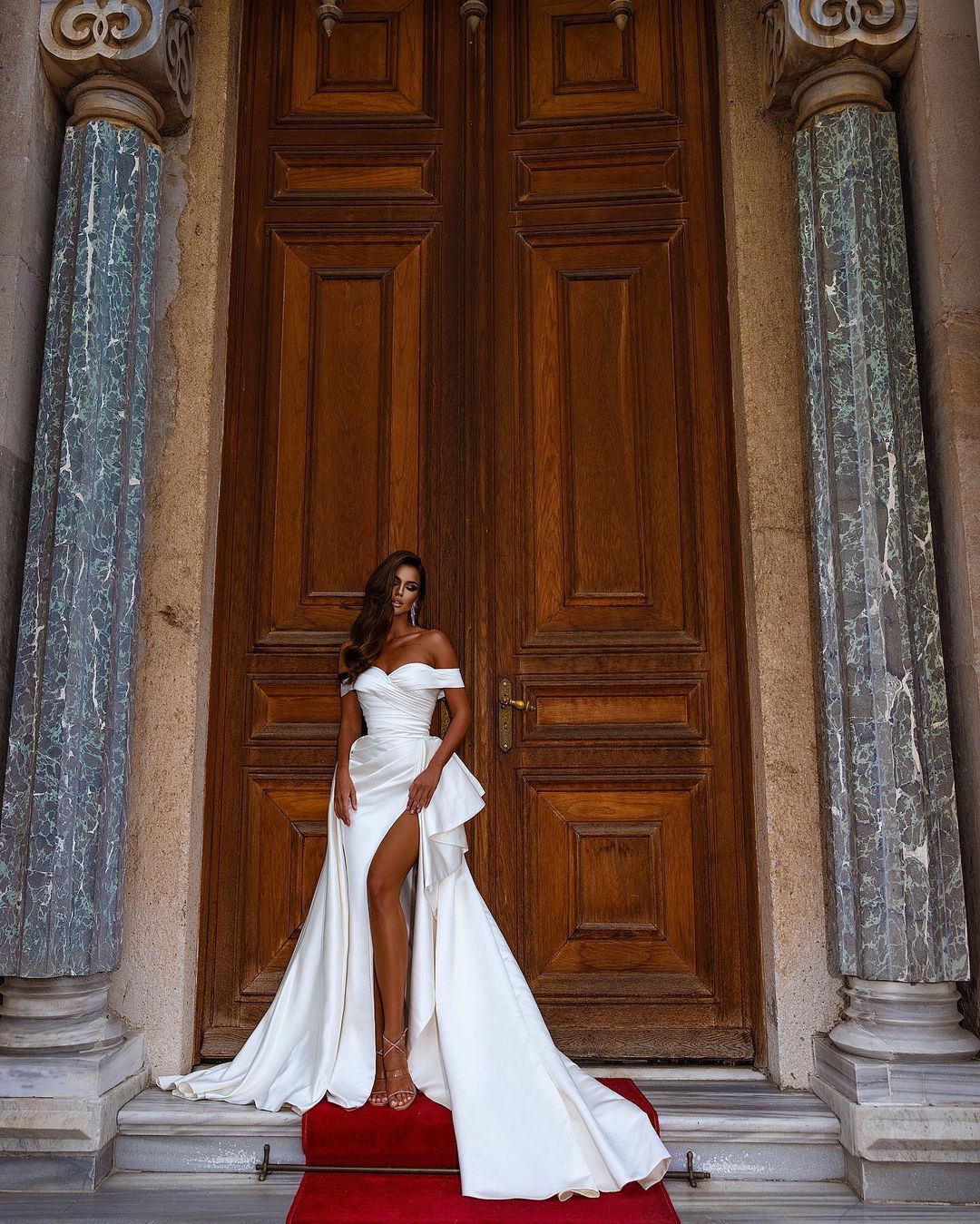 Off-the-Shoulder White Wedding Reception Dress With Split (ZD17509)