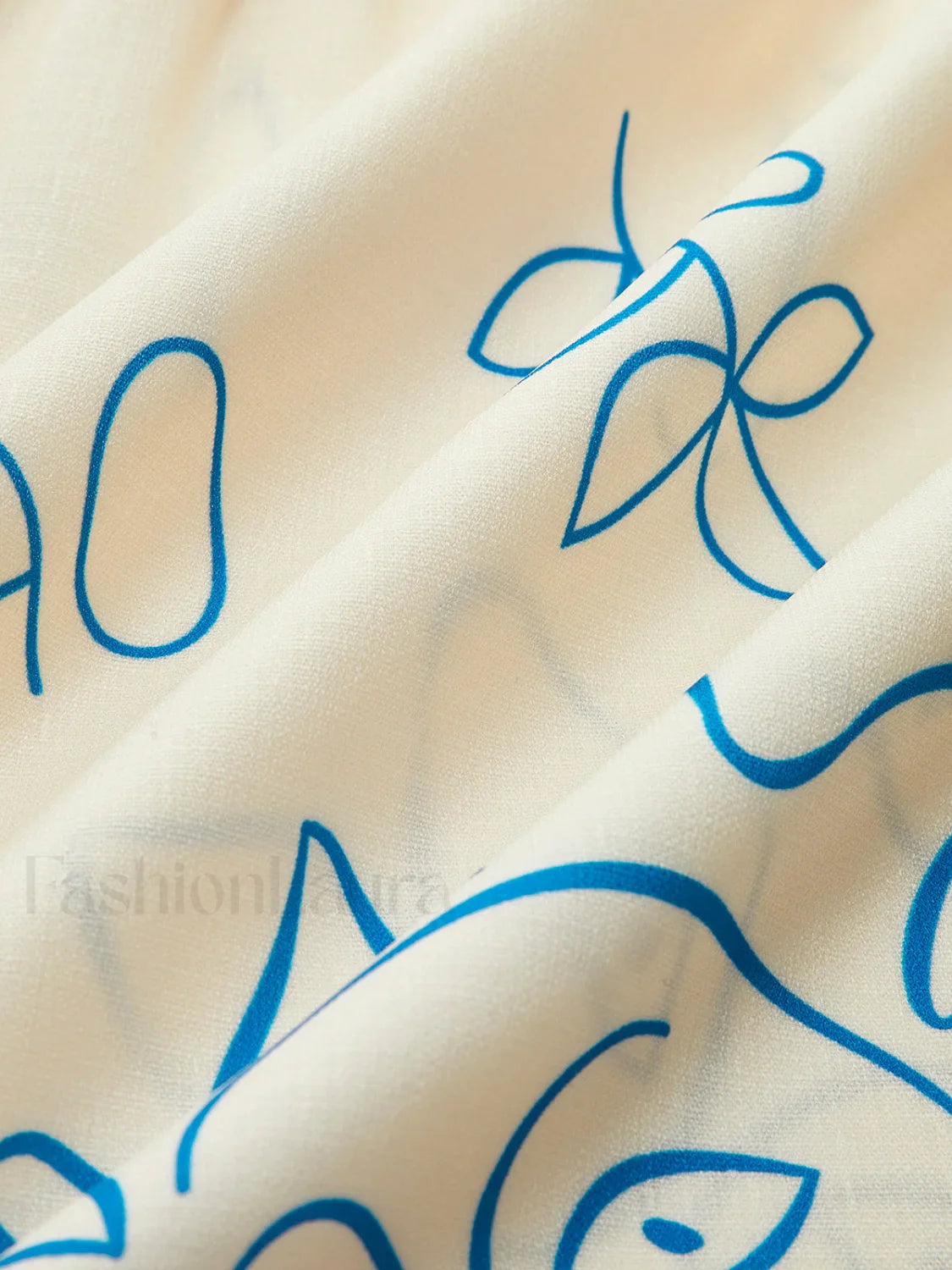 Elegant Dress Inspired by Contemporary Streetwear Fashion 2