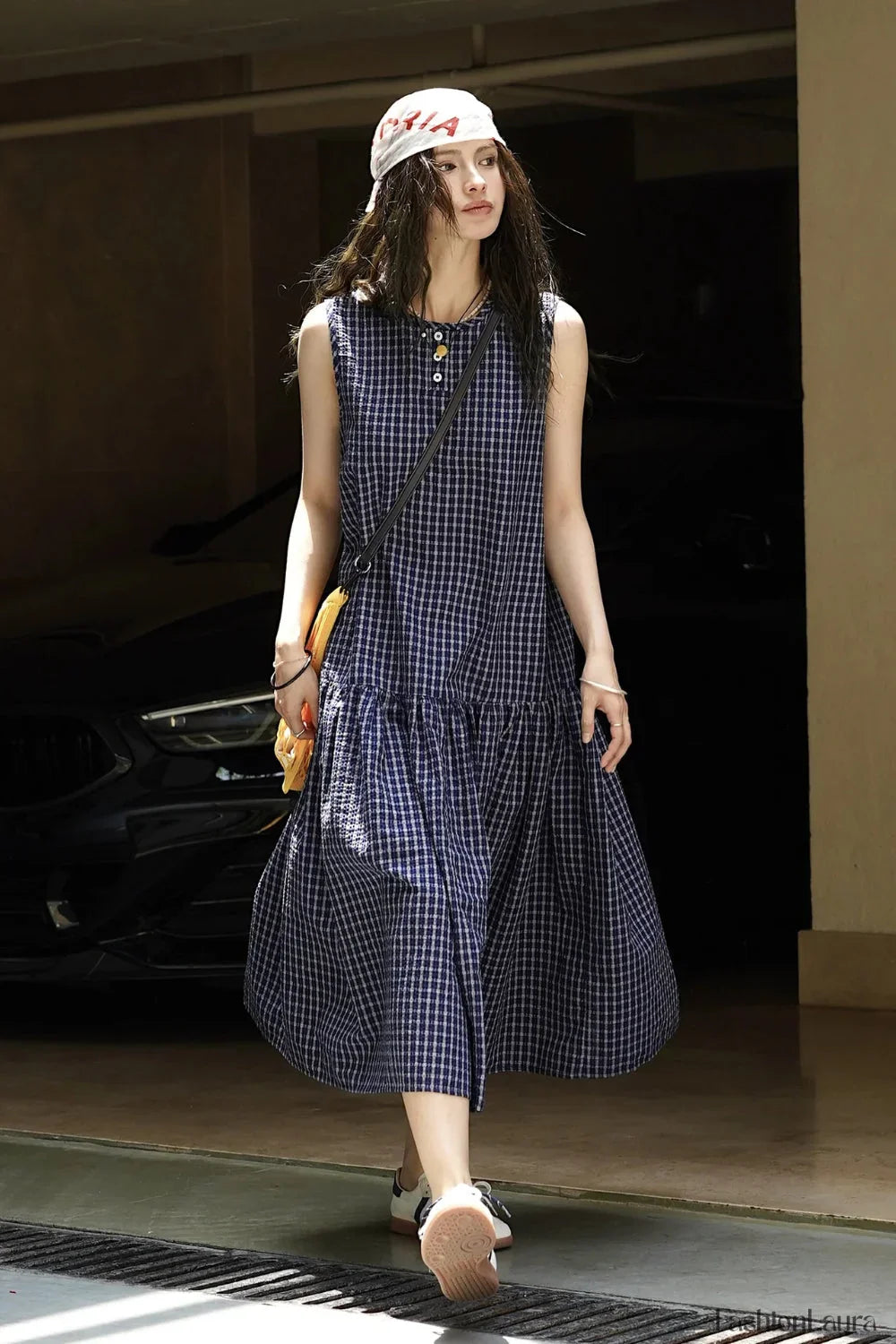 Plaid Sleeveless Loose Minimalist Dress for Streetwear Style