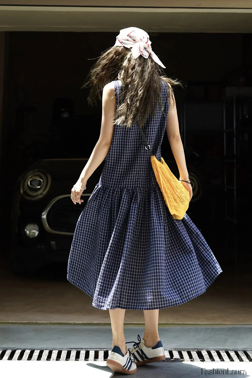 Plaid Sleeveless Loose Minimalist Dress for Streetwear Style