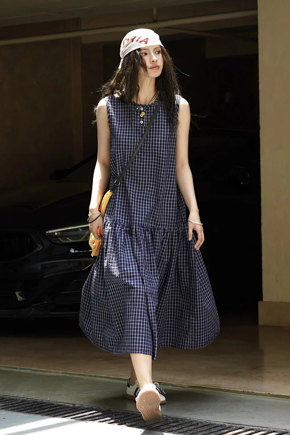 Plaid Sleeveless Loose Minimalist Dress for Streetwear Style