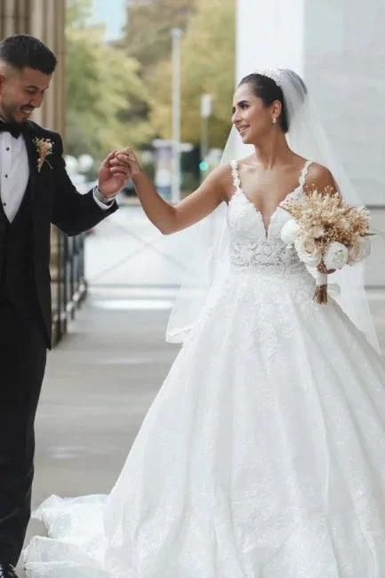 Princess White A-line V-neck Sleeveless Wedding Dresses With Lace (ZD14972)