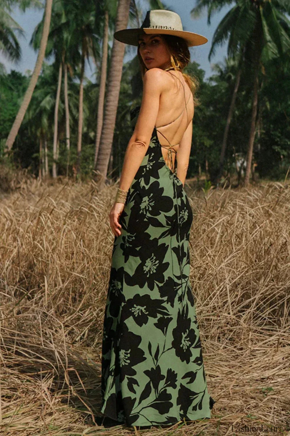 Modern Printed Sexy Halter Dress for Modern Fashion Wear