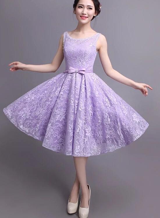 Beautiful Light Purple Lace Knee Length Wedding Party Dress, Round Neckline Short Prom Dress - View 3 | FashionDia