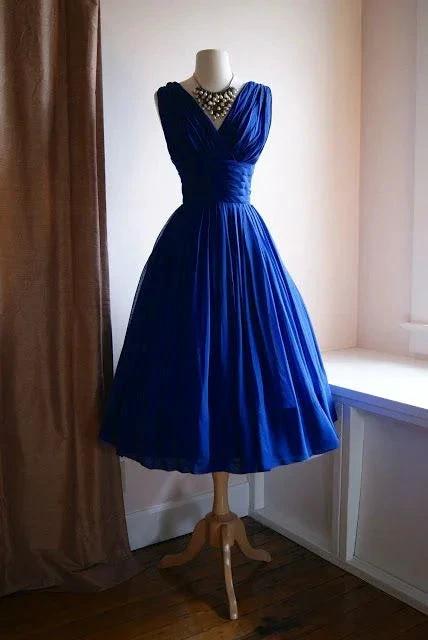 Royal Blue V Neck Tulle Short Homecoming Dress (ZD12467)