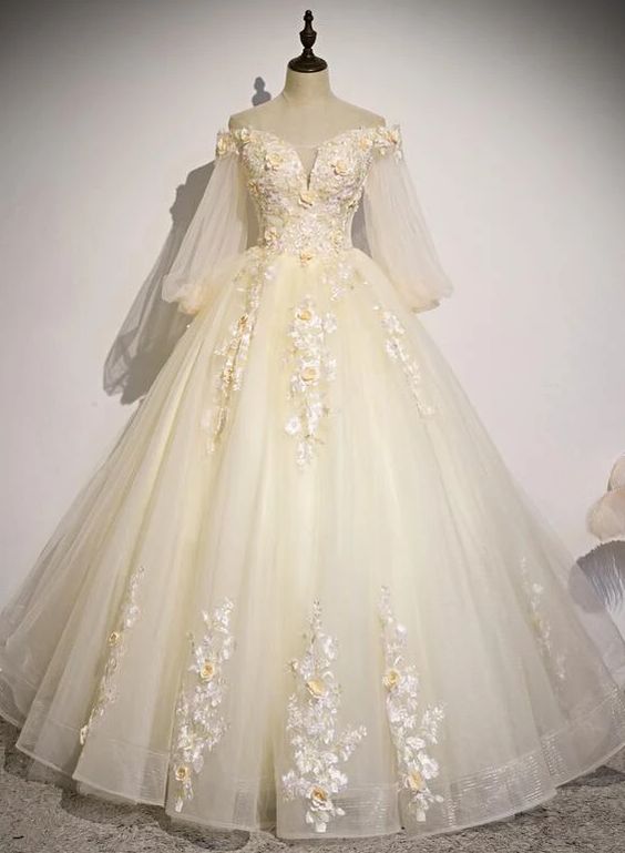 Beautiful Tulle Long Sleeves Floral Sweet 16 Gown, Party Gowns Prom Dress - FashionDia