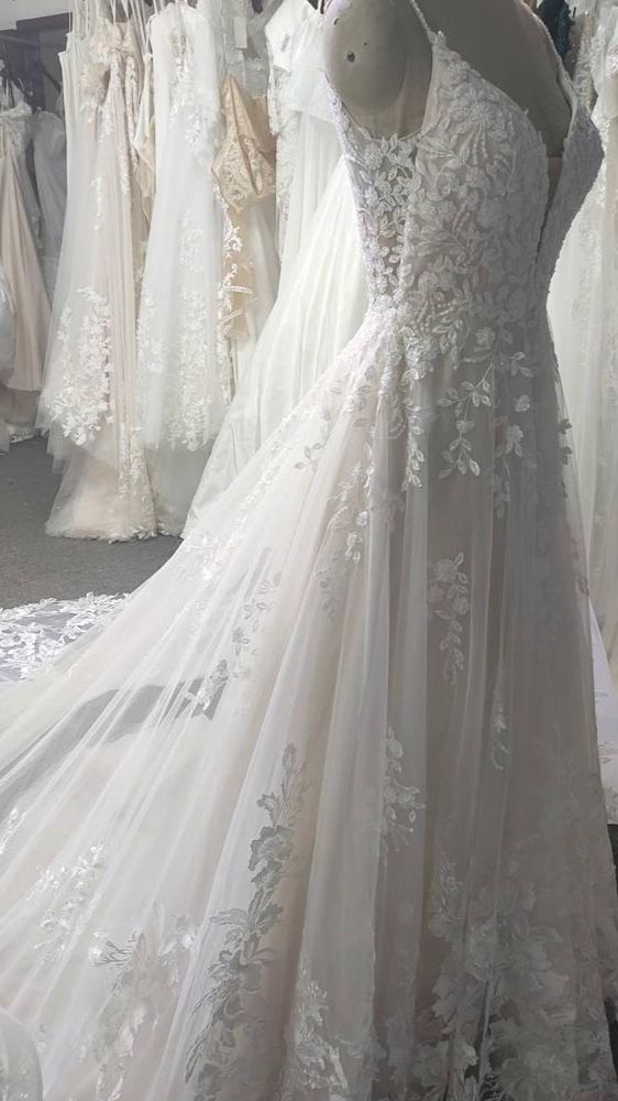 Spaghetti Long Lace Wedding Dresses, Romantic Wedding Dresses A-line Prom Dresses