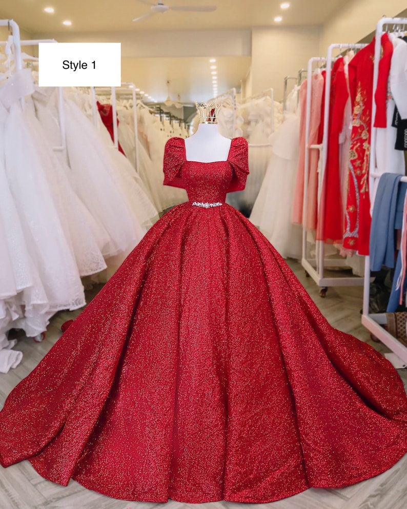 illusion Red Sparkle Ball Gown Wedding Dress With Short Sleeves Chic Prom Dress