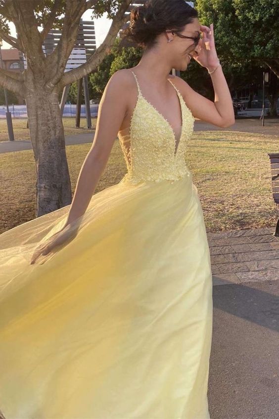 A-Line V-Neck Yellow Lace Long Prom Dresses, V-Neck Yellow Lace Formal Graduation Evening Dresses - FashionDia