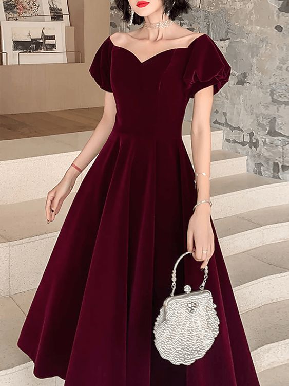 A-Line Minimalist Elegant Homecoming Cocktail Party Dress Sweetheart Neckline Short Sleeve Tea-Length Velvet with Pleats - FashionDia