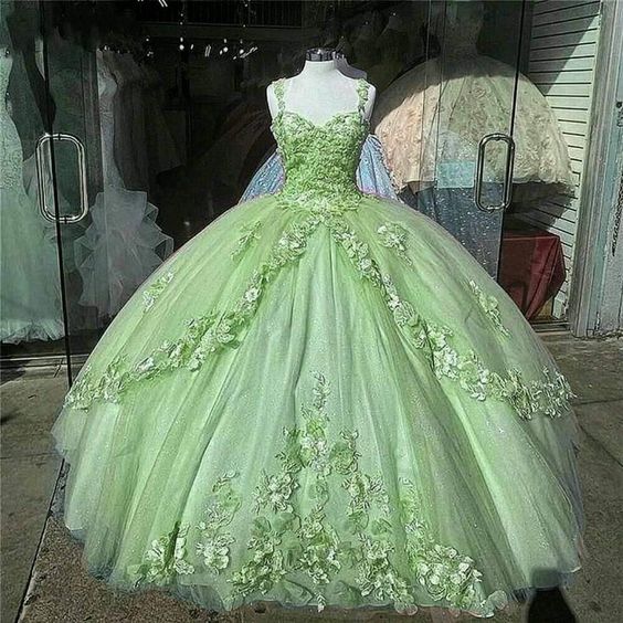 A-line Straps Ball Gown With Appliques Sweet 16 Dress Princess Quinceanera Dresses Lace Appliques Sweet 15 Party Prom Ball Gowns - VelvetHem