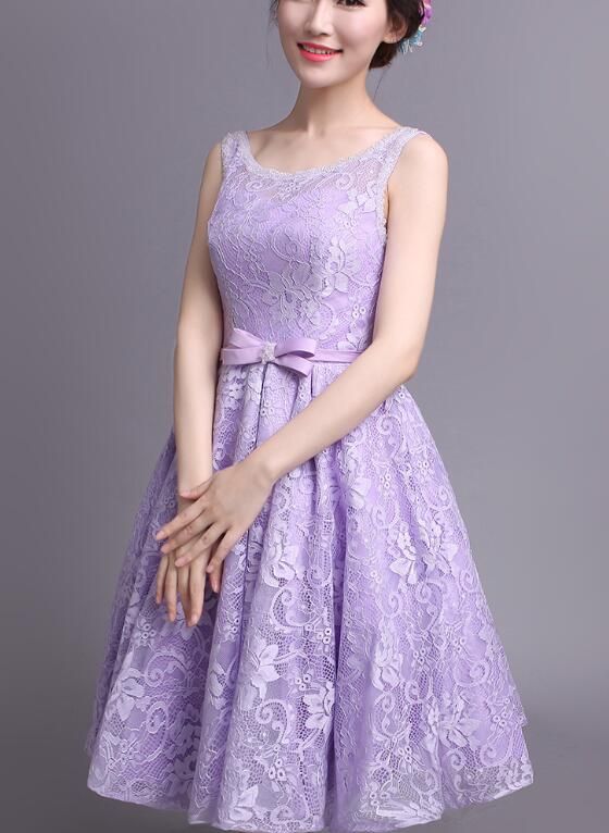 Beautiful Light Purple Lace Knee Length Wedding Party Dress, Round Neckline Short Prom Dress - View 2 | FashionDia