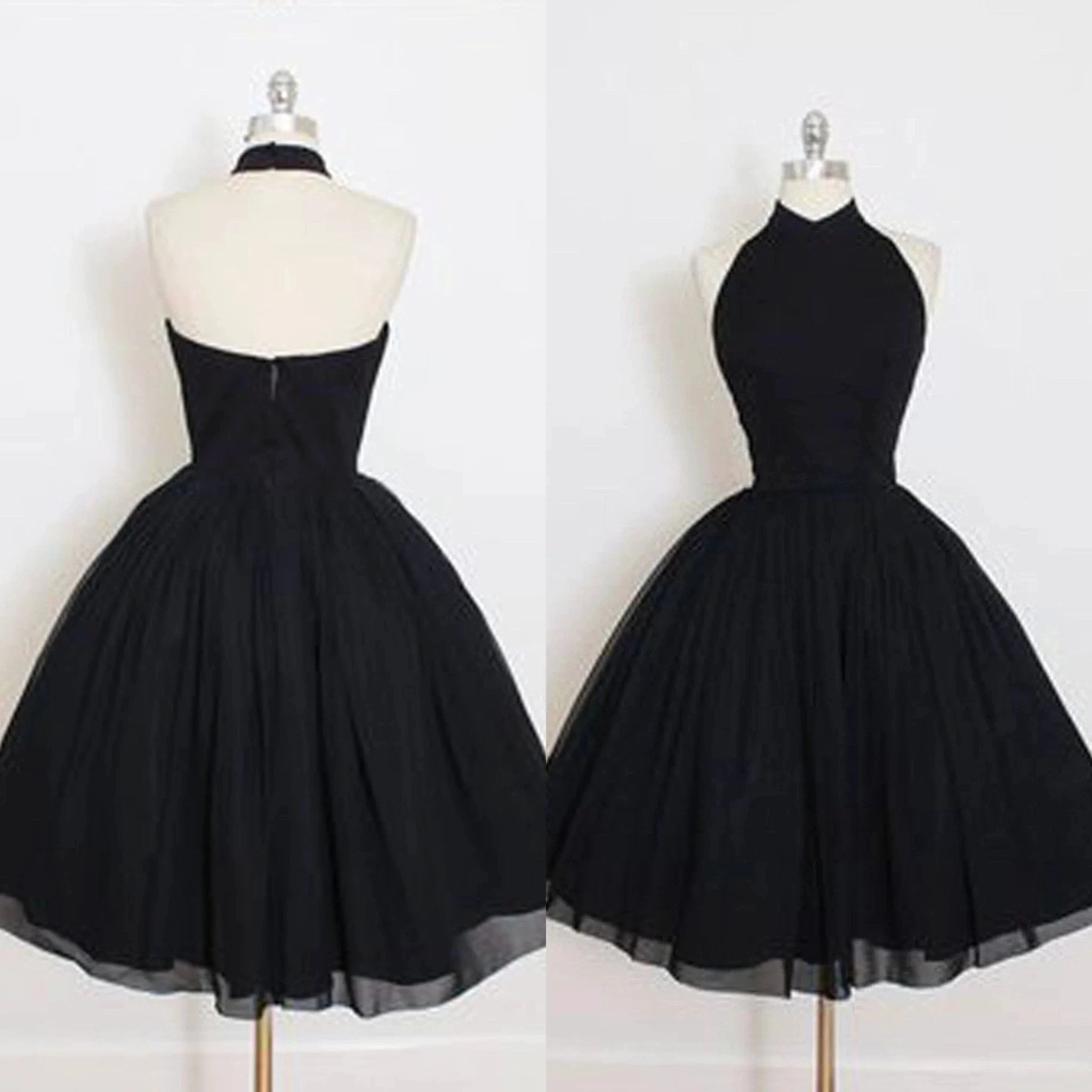 Black Halter A Line Sleeveless Tulle Ball Gown Mid Homecoming Dresses (ZD11564)