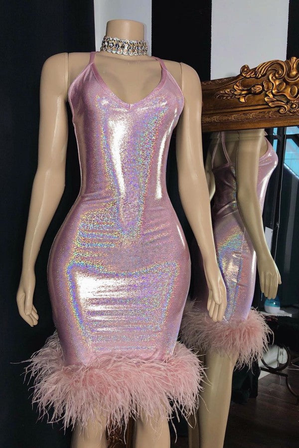 Radiant Mermaid V-Neck Sleeveless Homecoming Dresses with Furs