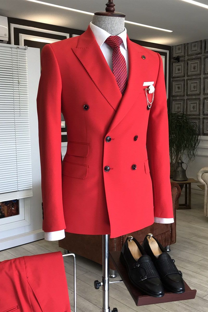 Red Peaked Lapel Double Breasted Bespoke Slim-Fit Men's Prom Suits