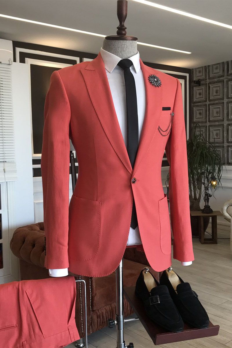 Red Peaked Lapel Slim-Fit 2 Flaps Men's Prom Suits