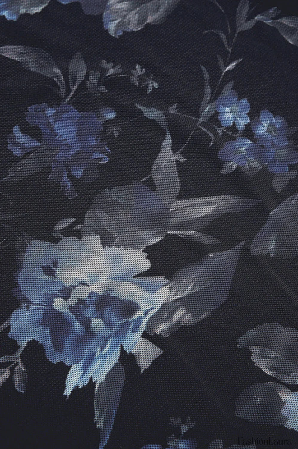 Minimalist Retro Floral Strappy Dress for Modern Fashion Wear