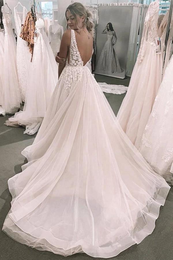 Romantic Deep V Neckline Floral Appliqued Bridal Gown Wedding Dress (ZD15306)