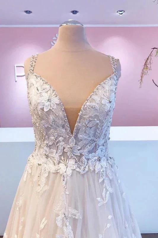 Romantic Long A-Line Sweetheart Appliques Lace Tulle Wedding Dress (ZD15241)