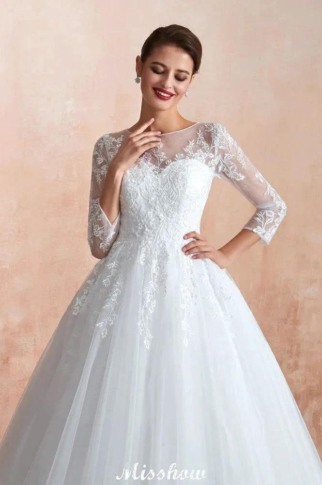 Romantic Long Sleeve Lace Ball Gown Tulle Fully Covered Buttons Aline Wedding Dress with Court Train (ZD13972)