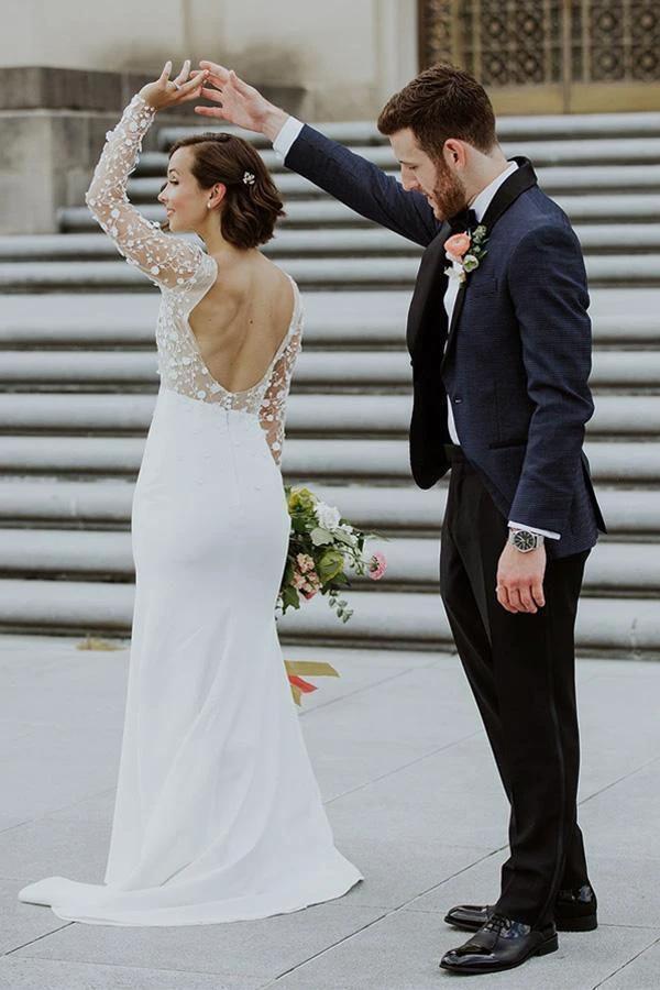 Scoop Neck Open Back Lace Long Sleeves Wedding Dresses with Split (ZD15300)