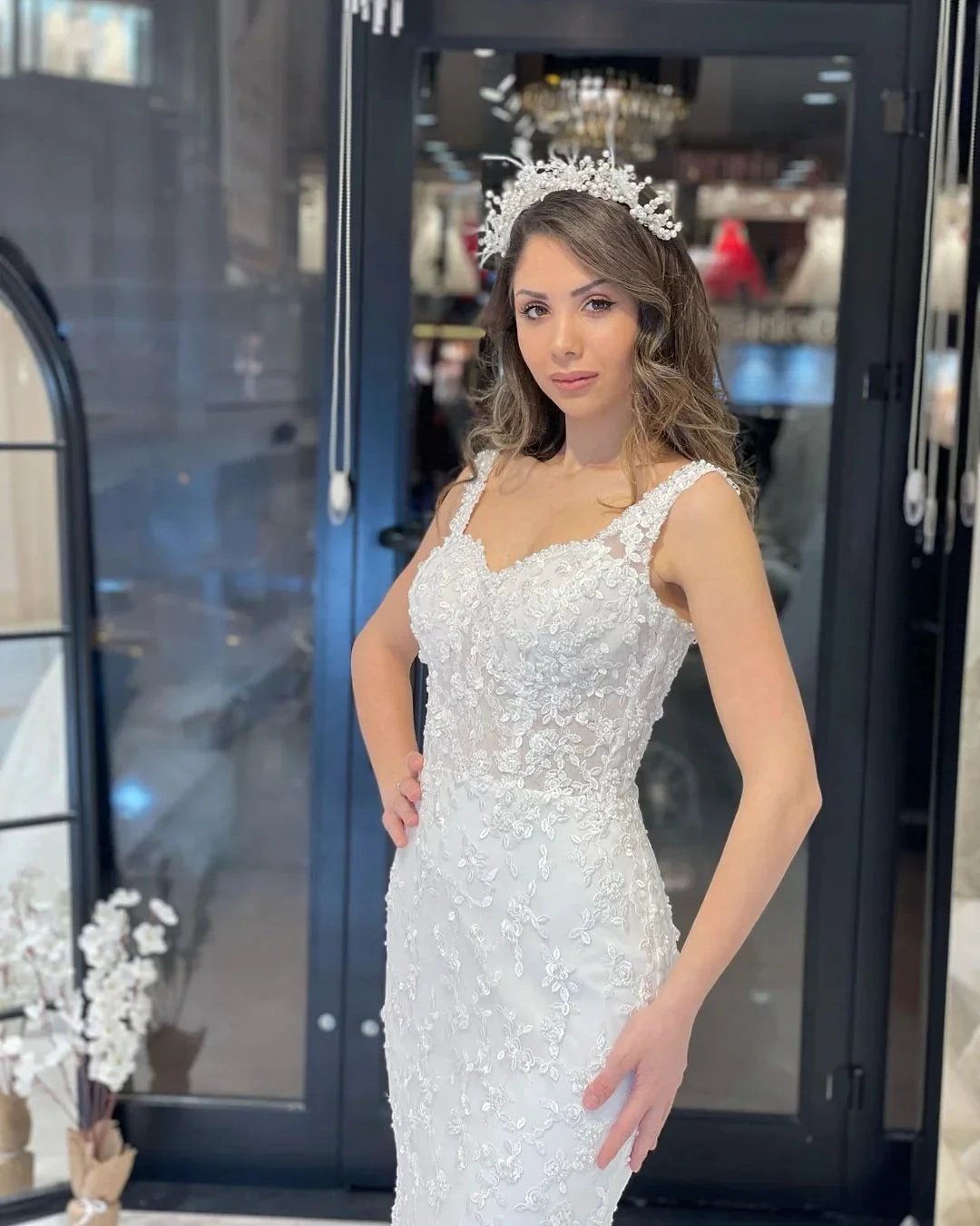 Sexy Floor Length Sweetheart Traps Sleeveless Mermaid Lace Weddding Dress with Court Train (ZD14802)