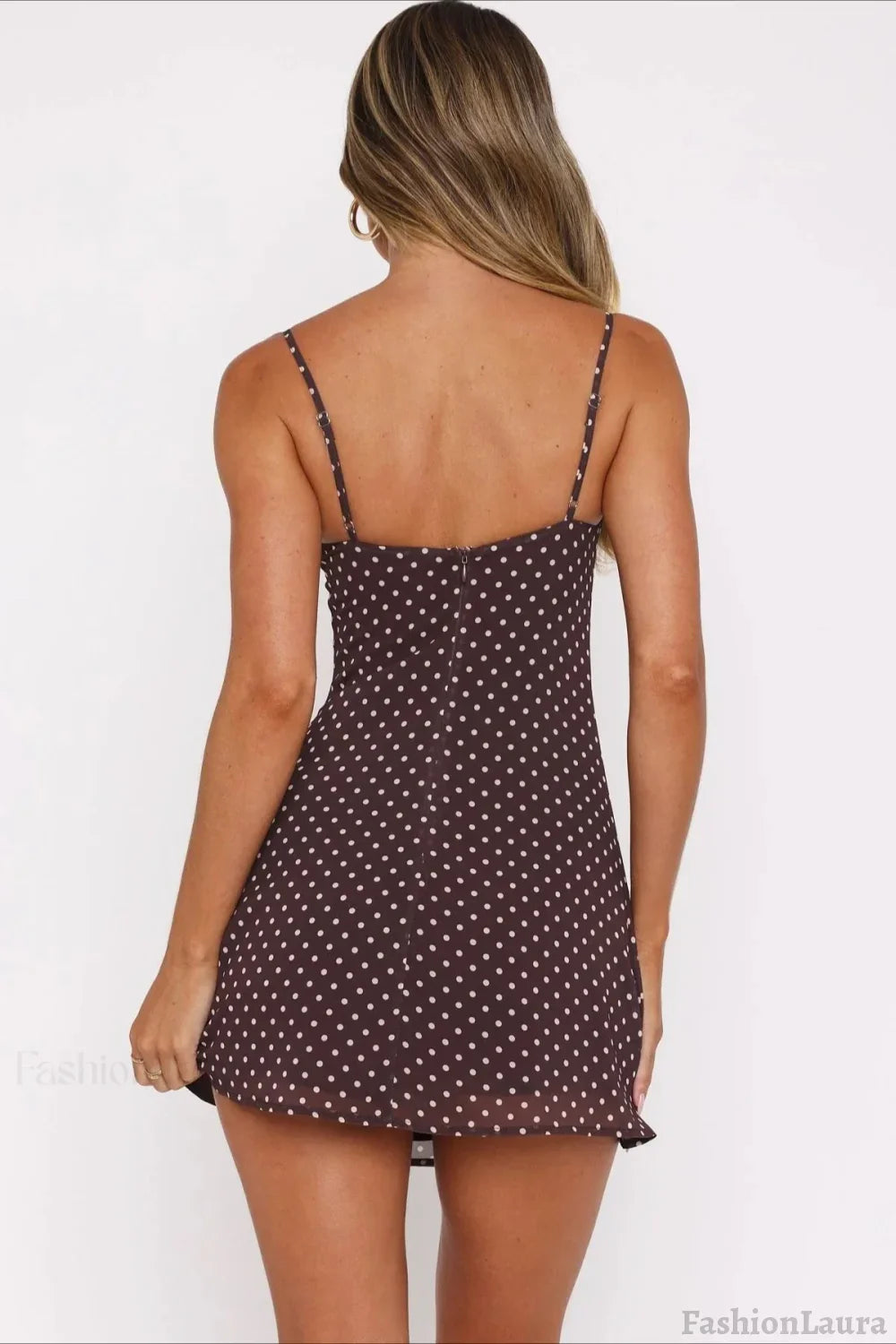 Fl Polka Dots Dress with Relaxed Fit and Layered Outfit Styling 2