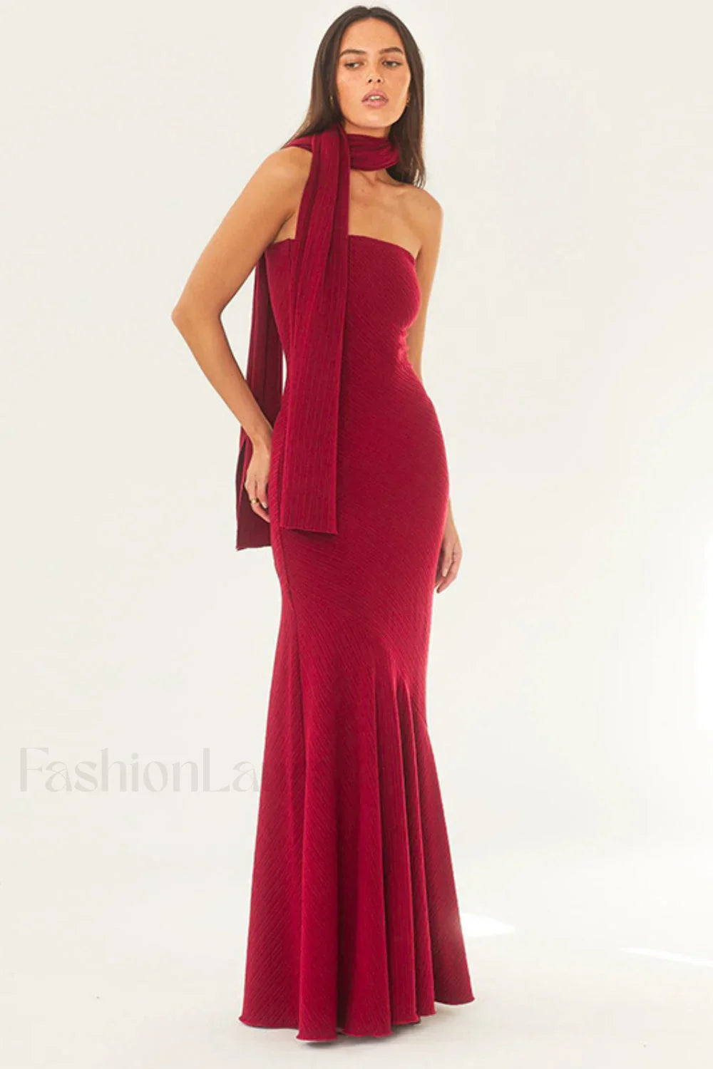 Sexy Strapless Mermaid Dress with Relaxed Fit and Seasonal Wardrobe Essential