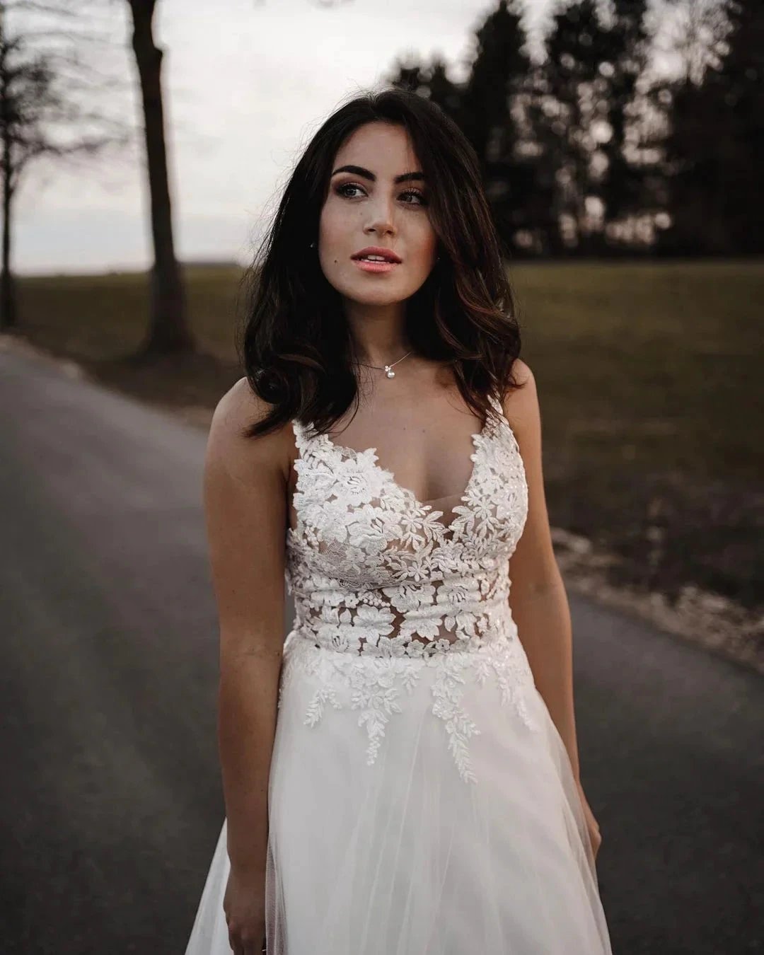 Simple Long A-line V-neck Tulle Backless Wedding Dress (ZD15013)