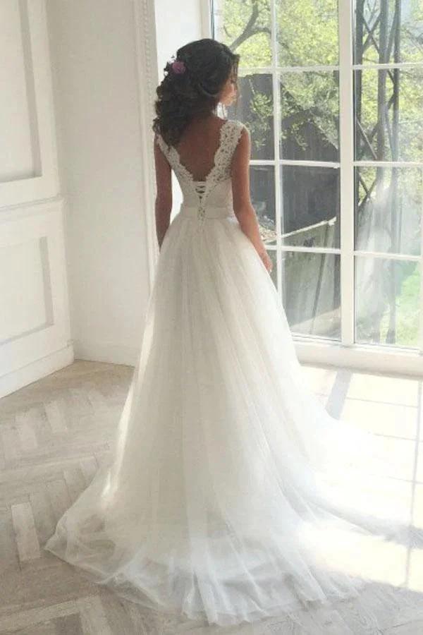 Sleeveless Lace White A-Line Sweep Train Wedding Dress (ZD16348)