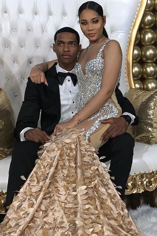 Sparkling Crystal Appliques Straps Prom Dresses Open Back Fit and Flare Evening Gowns
