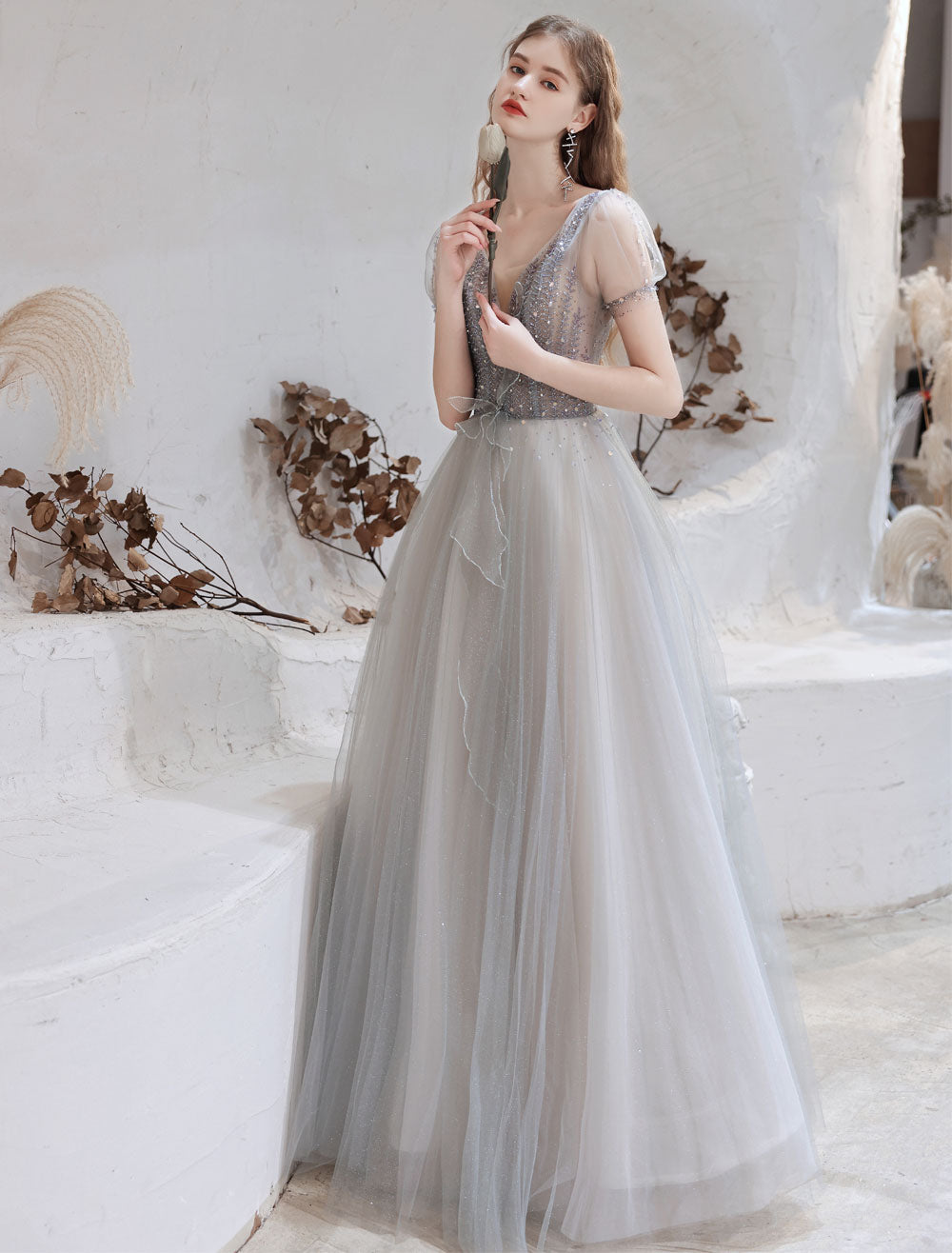 Stunning Evening Dress Light Grey A-Line Bateau Neck Floor-Length Social Party Dresses Pageant Dress